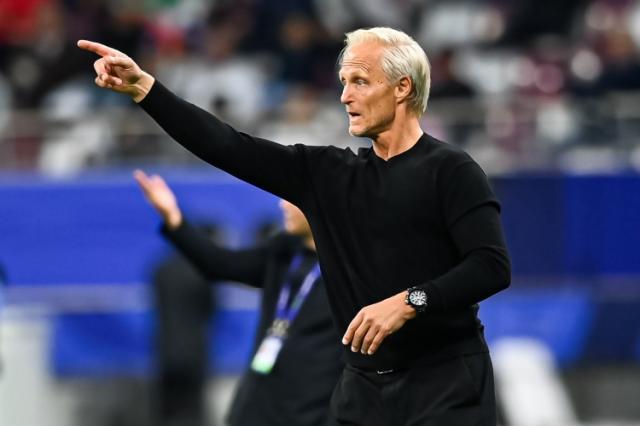 kaiyun-中国香港主帅安德森辞职 转战中超深圳新鹏城？